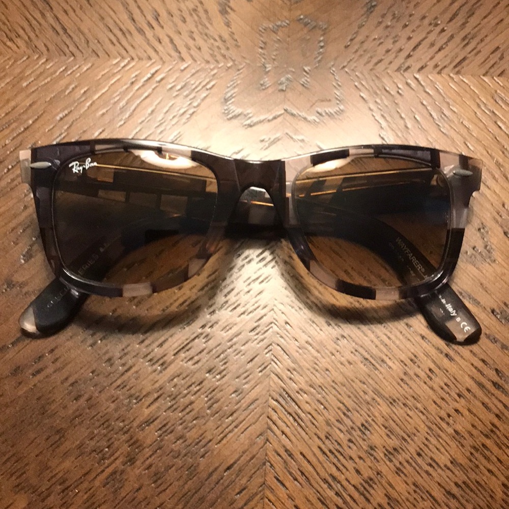 MOVING SALE! EUC Special Series 6 Wayfarers